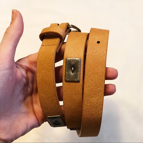 Free People Accessories - LAST ONE ✨ Faux Leather Belt with Metal Details